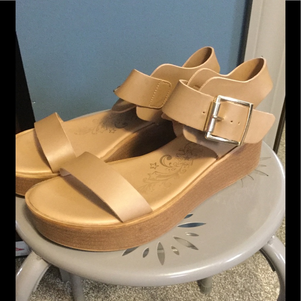 Adorable sandals